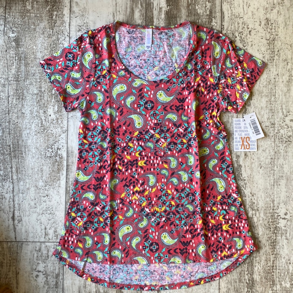 NEW | Lularoe Classic T